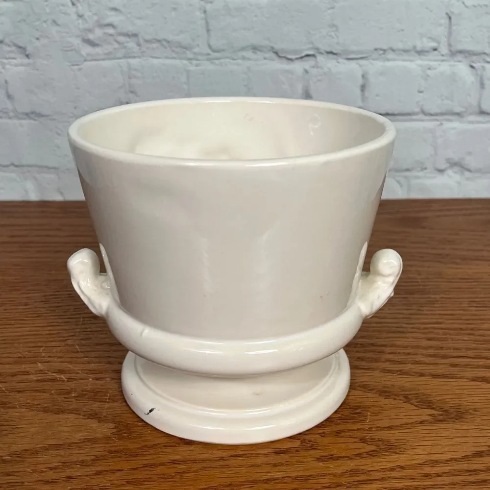 Hull Pottery Planter, Tokay Tuscany grapes design, Cache Pot white green handles